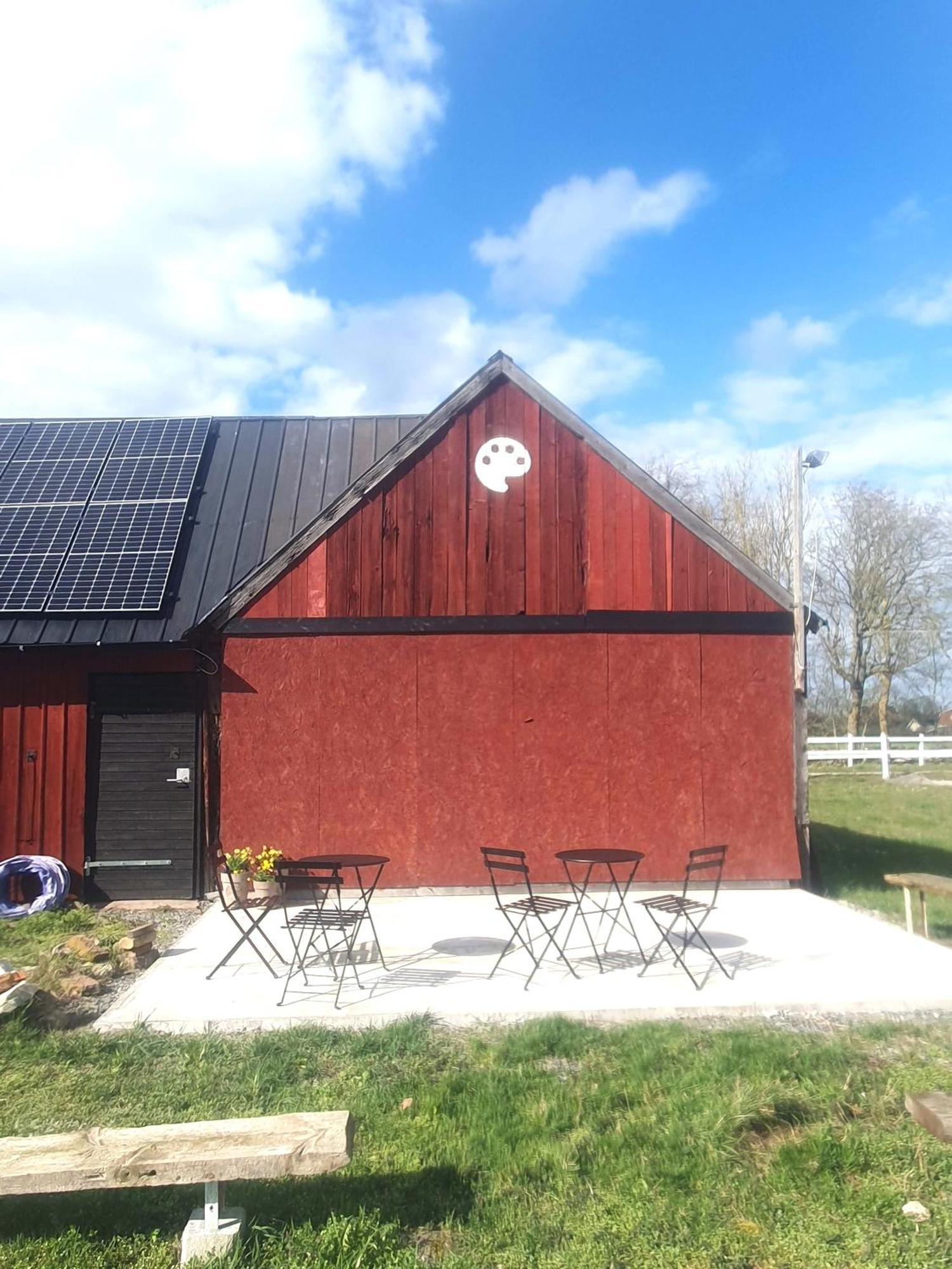 Loft Apartment At Isola Gard On The Middle Of Oeland Färjestaden Exterior photo